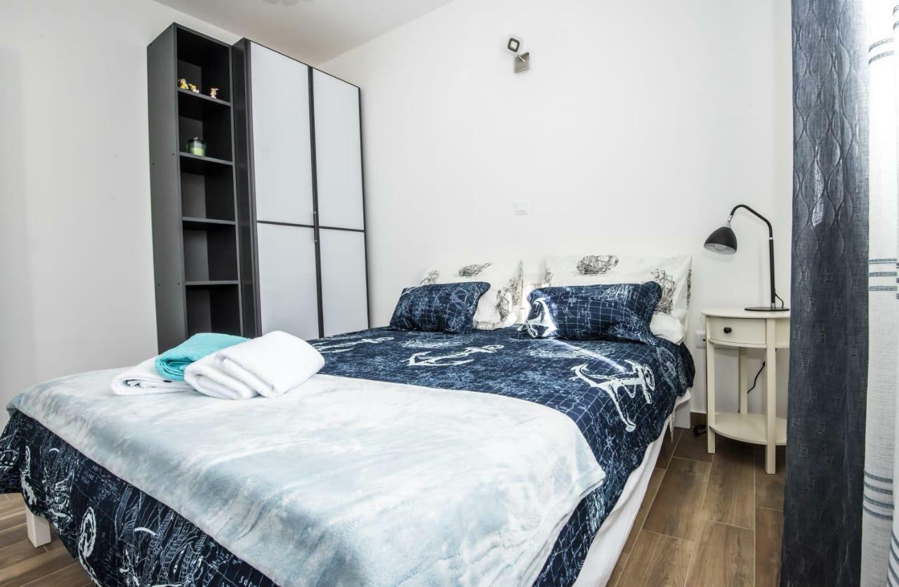 Blue Pearl Apartment Rogoznica  Εξωτερικό φωτογραφία