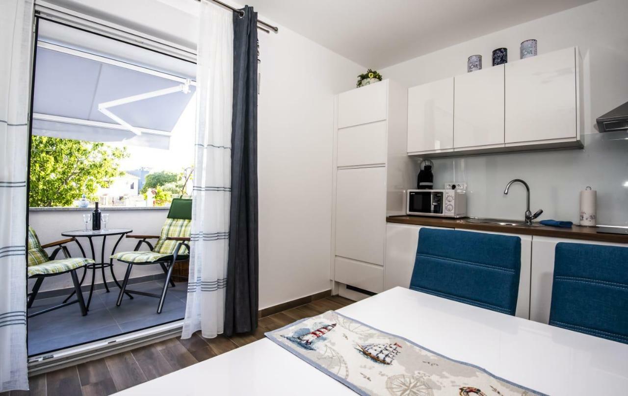 Blue Pearl Apartment Rogoznica  Εξωτερικό φωτογραφία